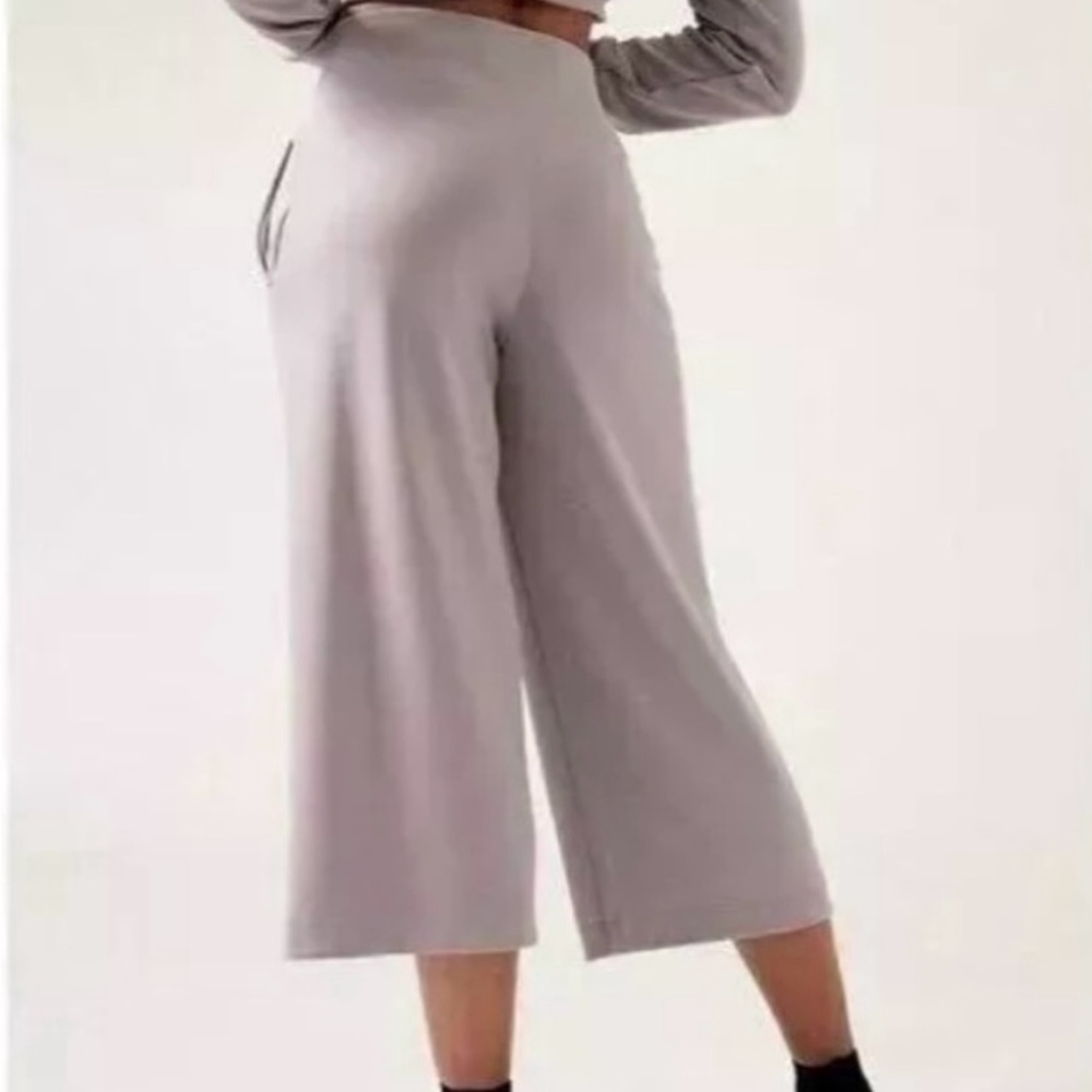 Athleta Seasoft Wide Leg Crop Pants
